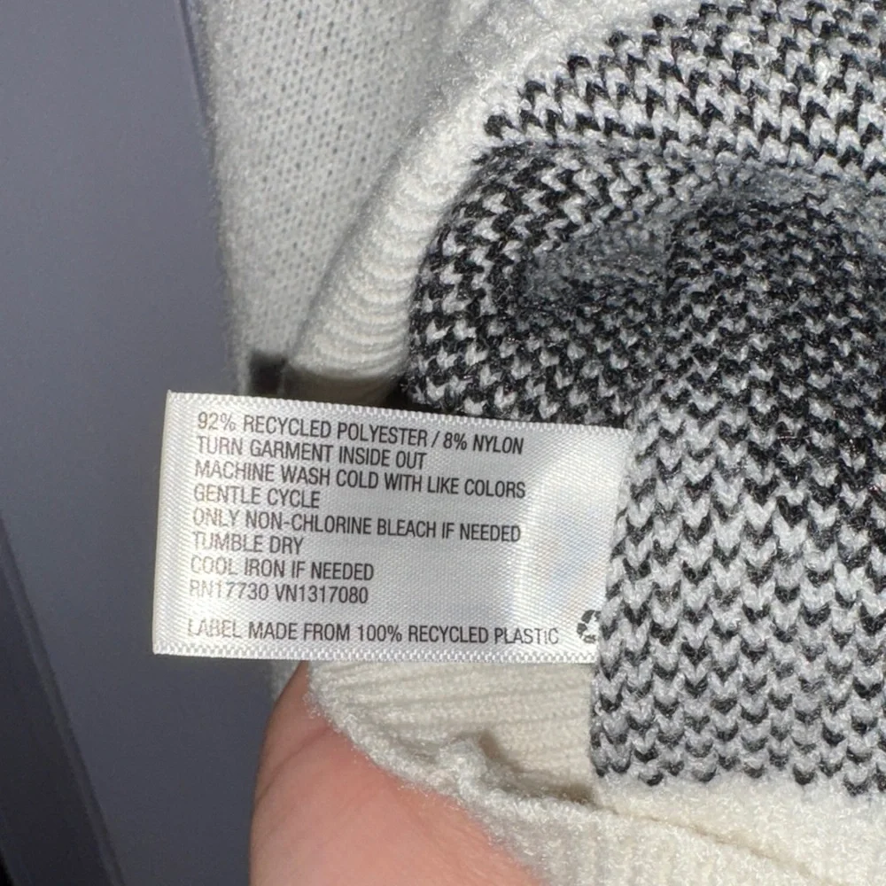 a new day Cream and Black Heart Cardigan - Picture 4 of 4